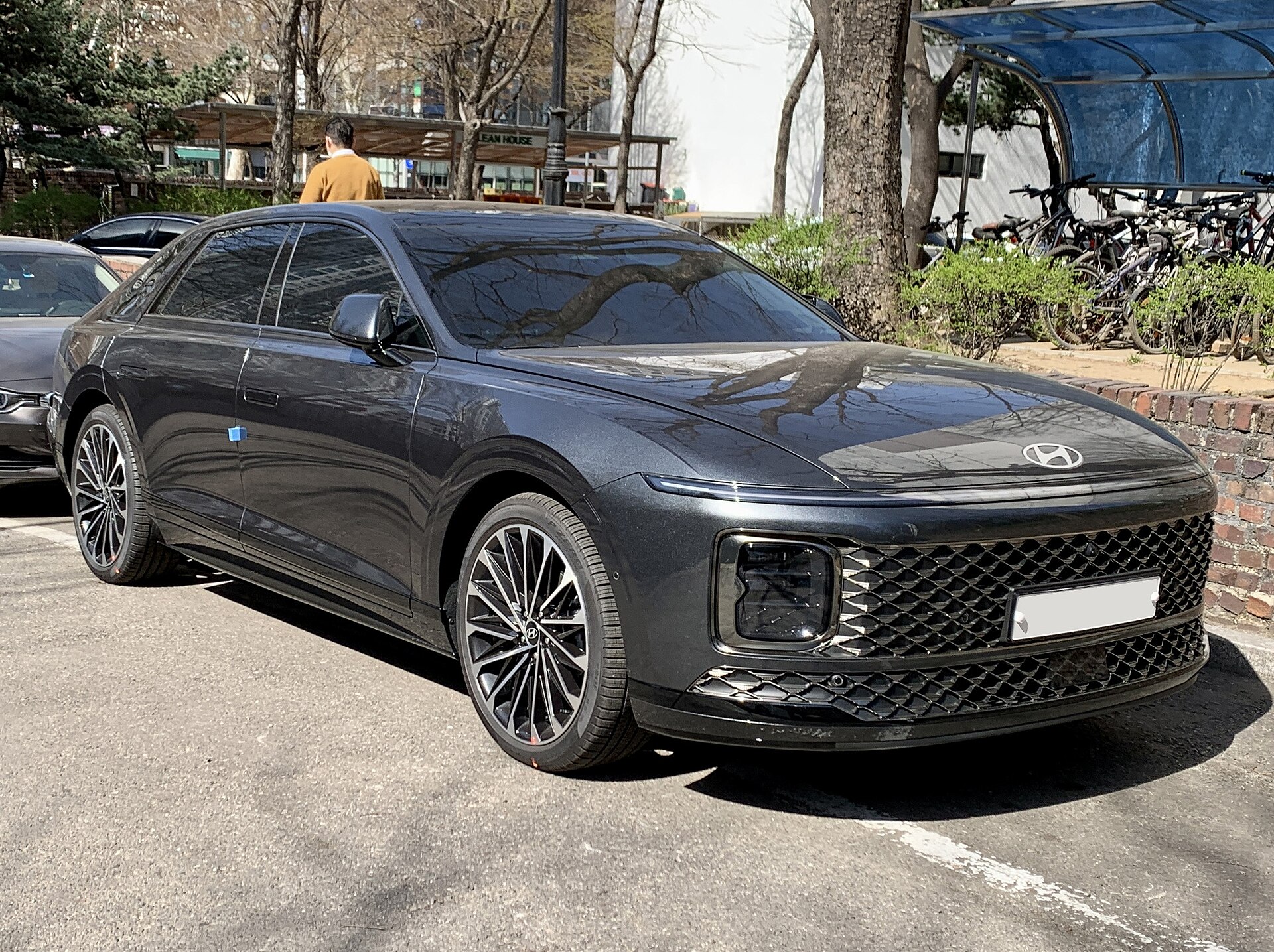 Hyundai Grandeur GN7 2