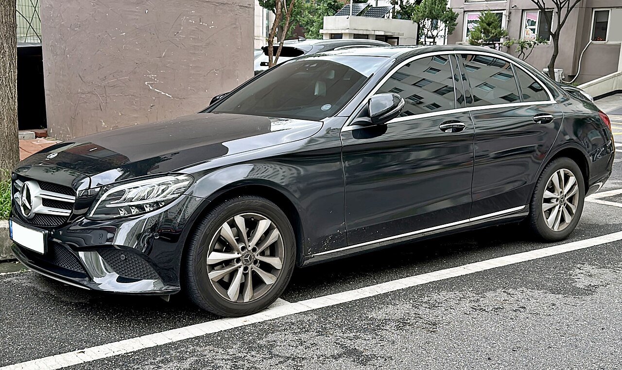 Mercedes-Benz C-Class W205 3