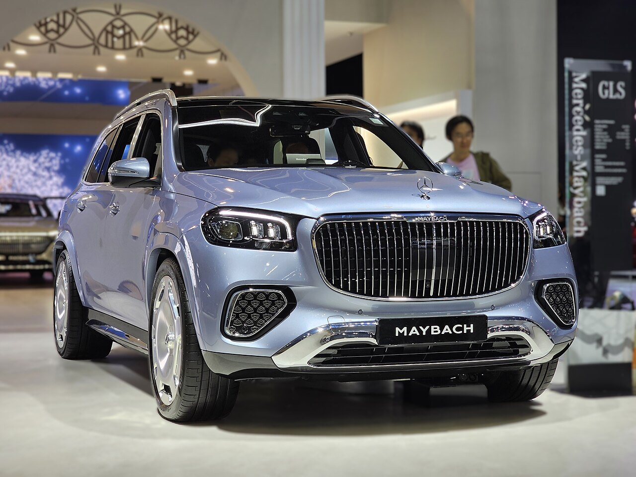 Mercedes-Benz Maybach GLS 600 2